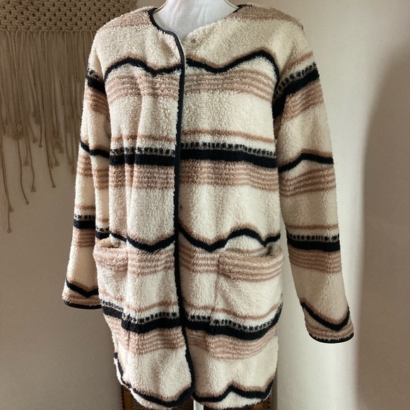 NWT Lou & Grey LOFT Sherpa Striped Jacket XS - Picture 4 of 7